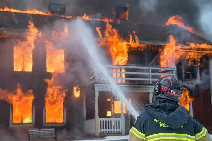 Fire damage restoration icon for Mastertech Environmental in Orange County, CA.